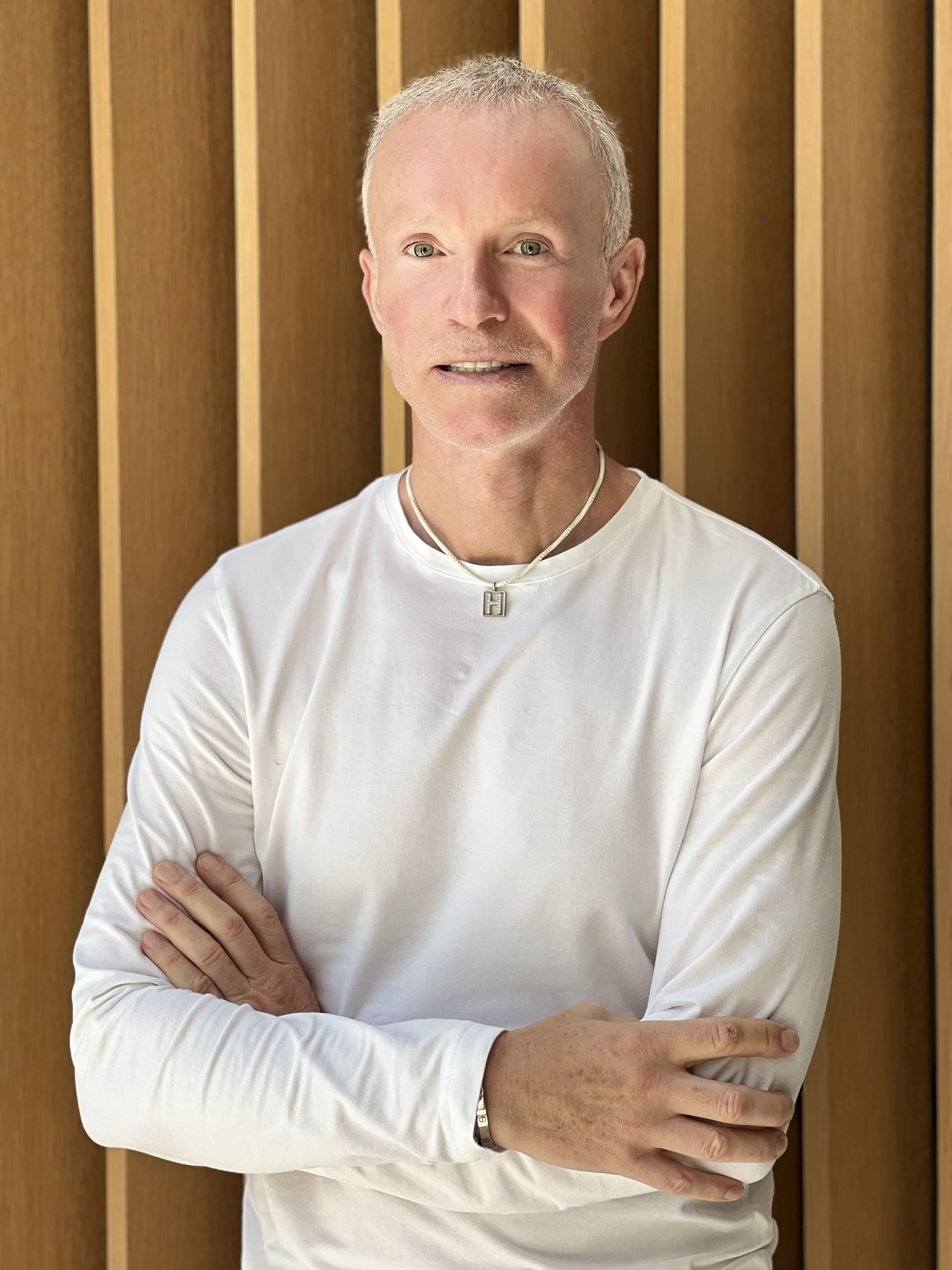 Dr Ronald Bucher